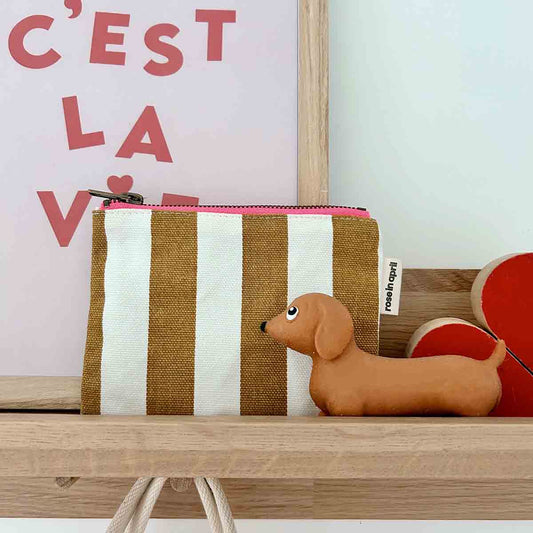 GESTREEPTE PORTEMONNEE VAN MARIE TOFFEE EN ECRU