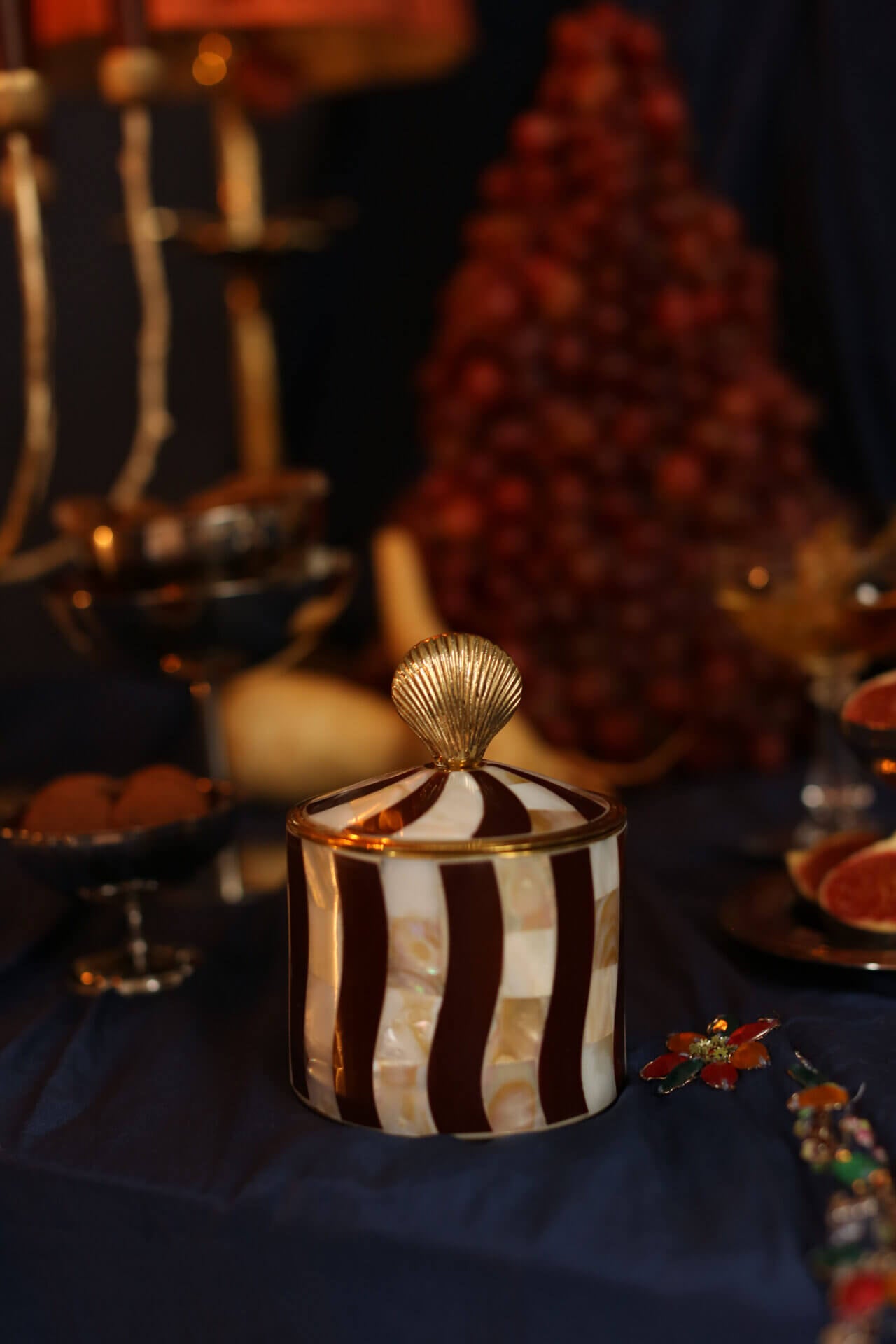 Sieradendoos Abby schelp bordeaux groot