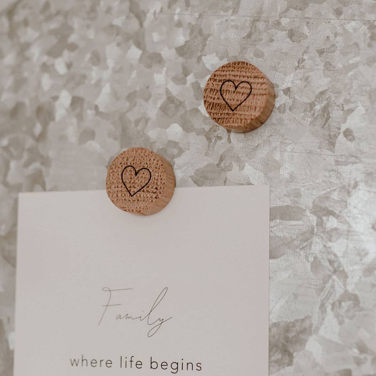 Houten magneetset van 3 eikenharten