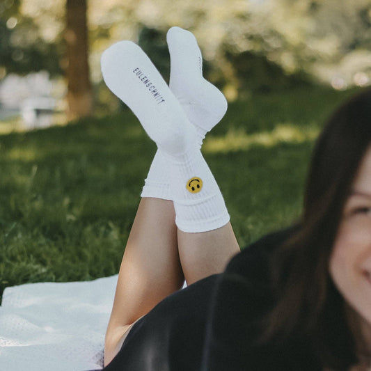 Witte sokken met gele Smiley maat S  (35-38)