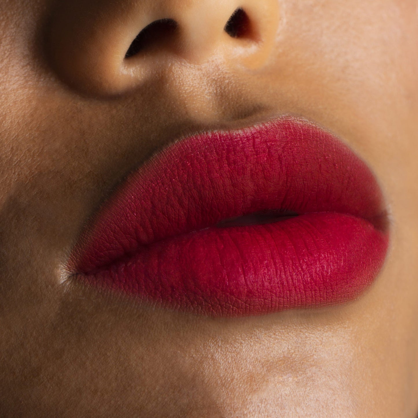 SUBLIMATTE - long-lasting MATTE LIQUID LIPSTICK