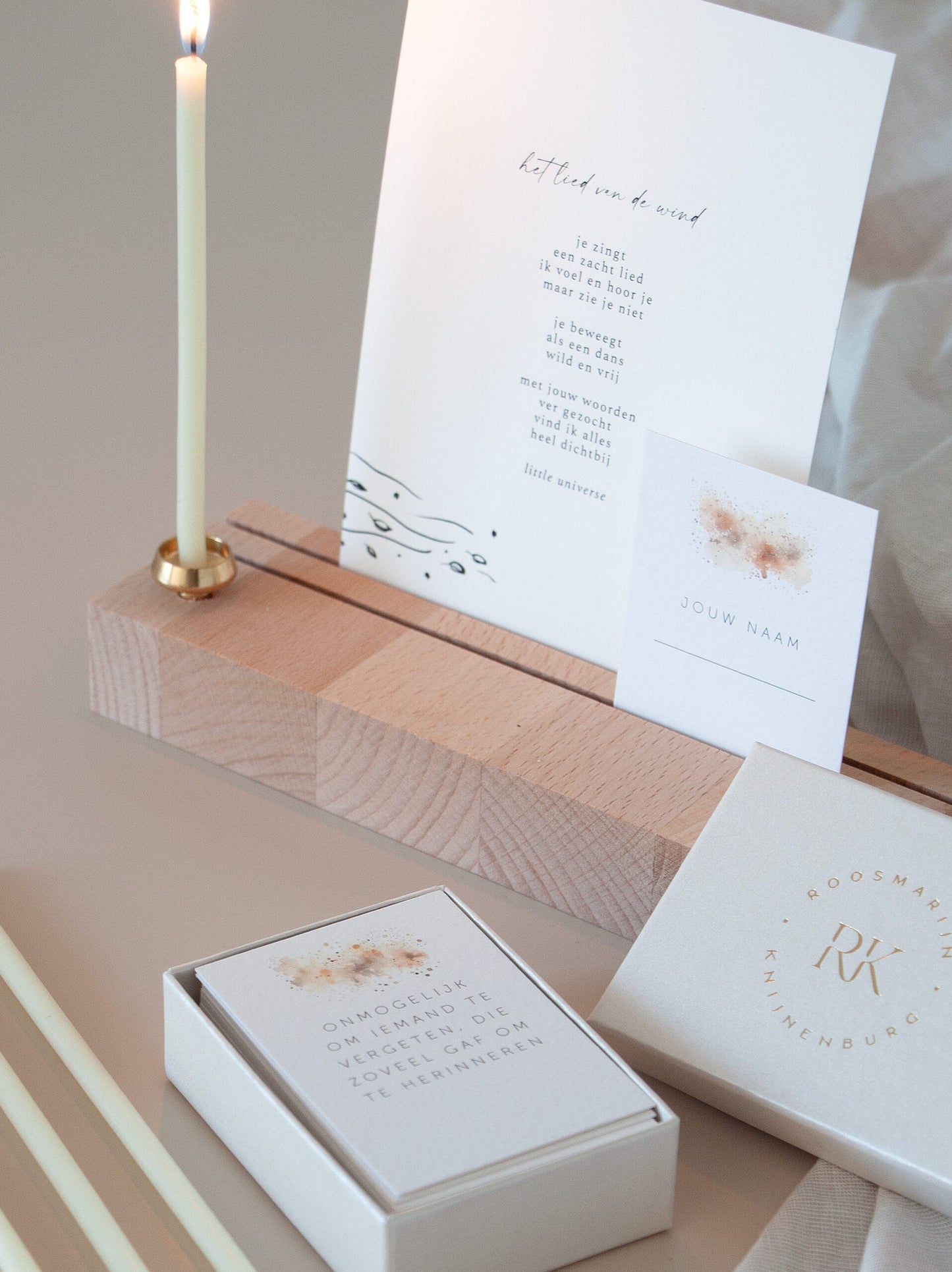 Hold it + gemis  Roosmarijn Knijnenburg