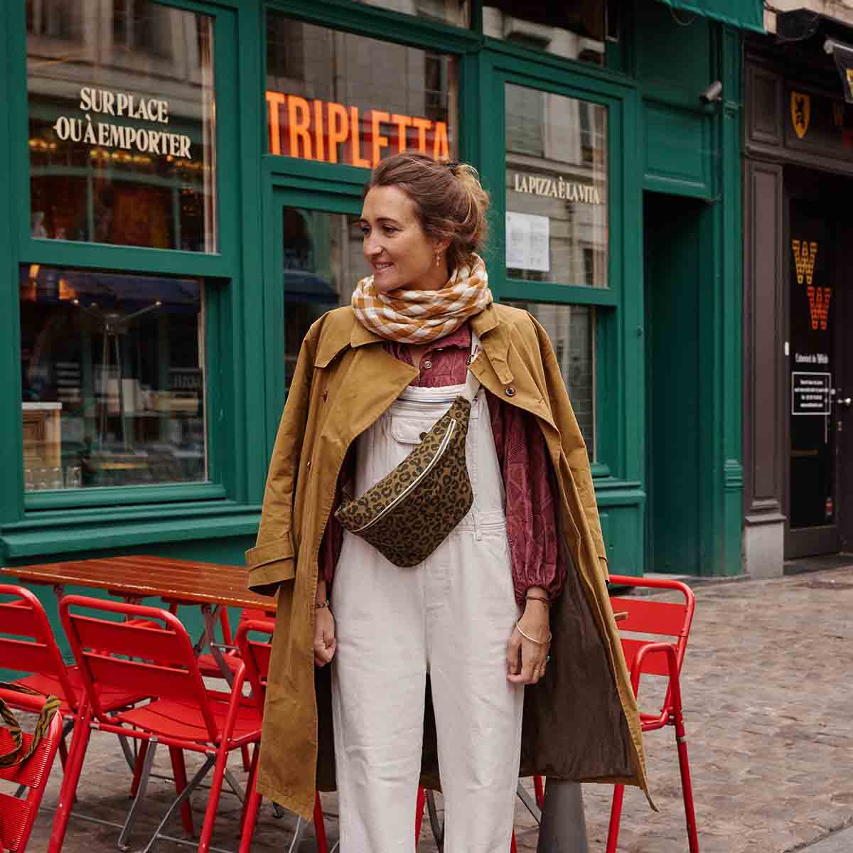 HEUPTASJE MET GRIJZE OLIJF