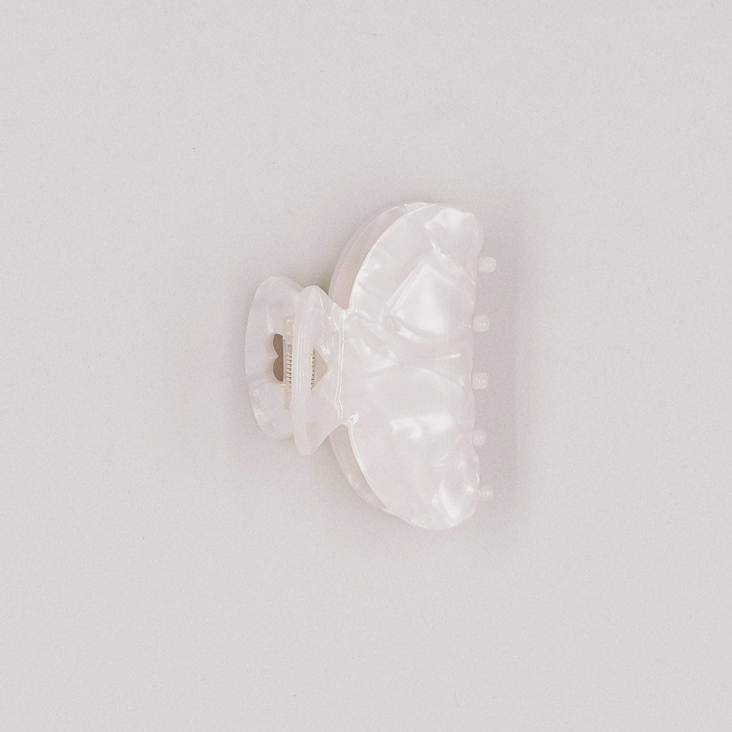 Grote parelknip met hartvorm en parelmoerlook (10 stuks per verpakking)