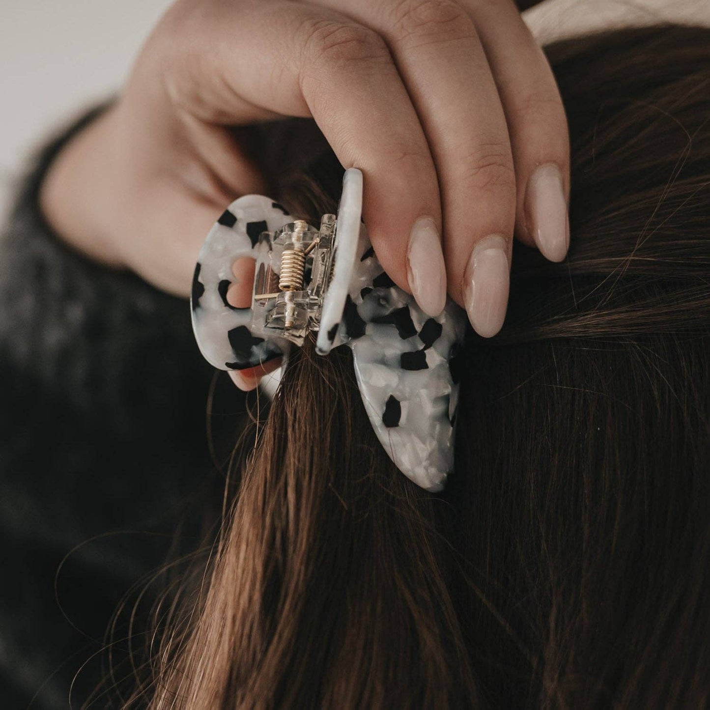 Grote hartvormige panda haarclip